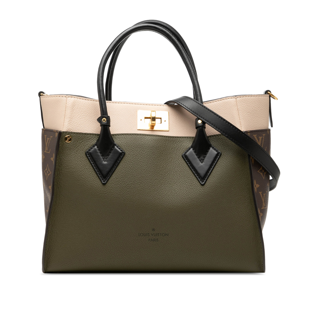 Pre-Loved Louis Vuitton Monogram On My Side MM